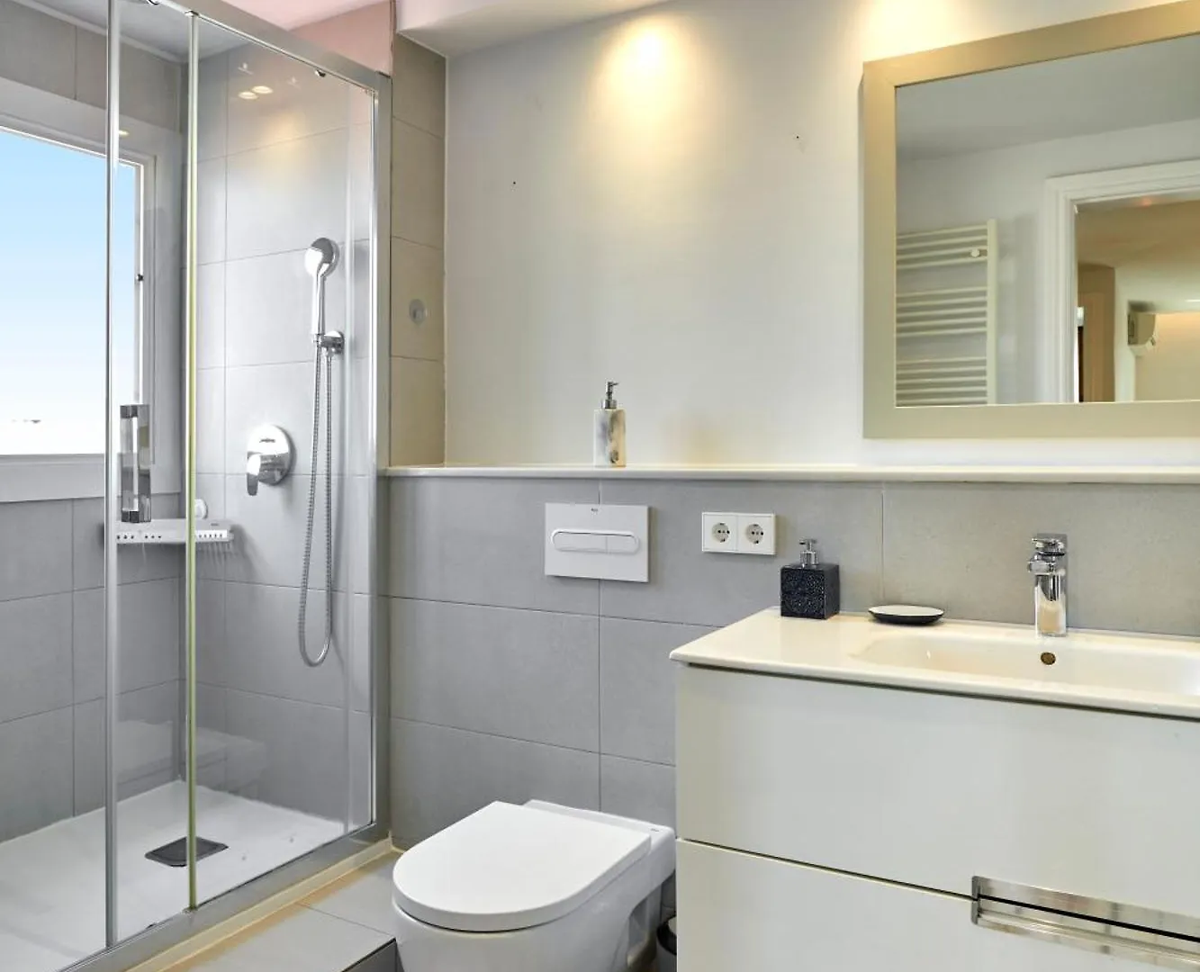 Unique Apartment With 360 View By Maison Pinata Barcelona